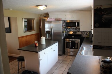 177 Falcon Ave, Warwick, RI 02888 - photo 2