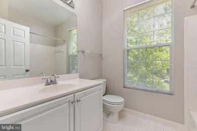 11408C Gate Hill Place unit 115, Reston, VA 20194 - photo 7
