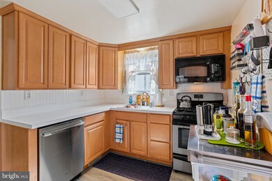 111 E Chatsworth Ave, Reisterstown, MD 21136 - photo 6