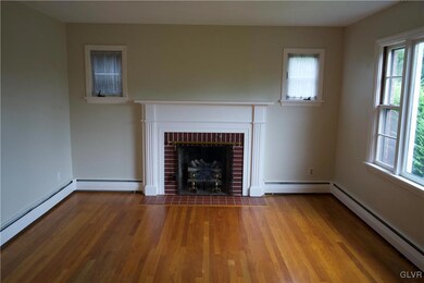 2868 Reading Rd, Allentown, PA 18103 - photo 7