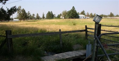 62610 Stenkamp Rd, Bend, OR 97701 - photo 5