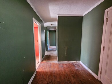 1302 Gary Ave, Albany, GA 31707 - photo 4