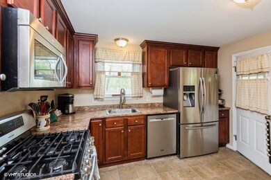 86 Manor Rd, Concord, NH 03303 - photo 5