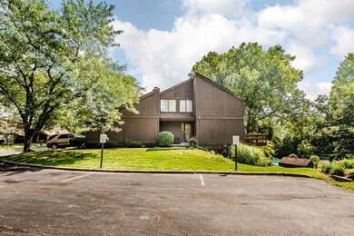 2089 Brookhurst Ave 03