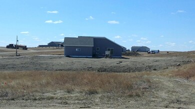 14739 Baxter St, Williston, ND 58801 - photo 4