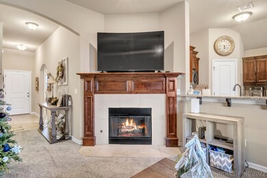 3208 E Fairmont St, Broken Arrow, OK 74014 - photo 2