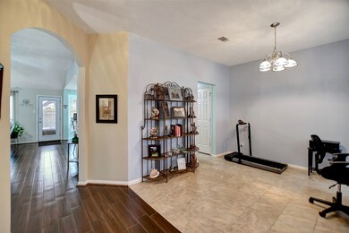 12003 Lois Ln, Pinehurst, TX 77362 - photo 7