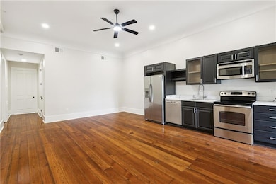 1725 Robert C Blakes Sr Dr unit 301, New Orleans, LA 70130 - photo 3