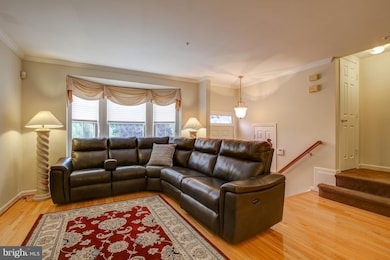 15713 Ensleigh Ln, Bowie, MD 20716 - photo 4