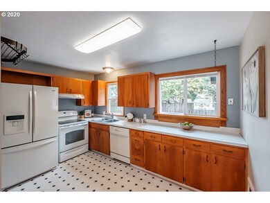 2355 SE Ryan St, Corvallis, OR 97333 - photo 7