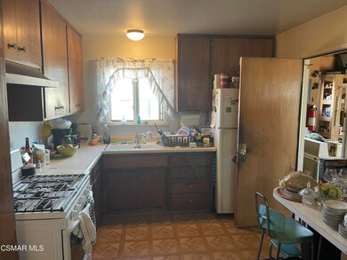 36370 Fern Dr, Barstow, CA 92311 - photo 2