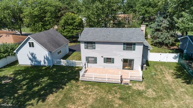 10S171 Alma Ln, Naperville, IL 60564 - photo 2