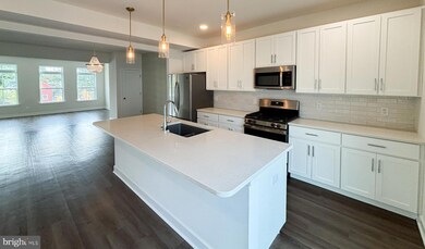 52 Independence Ct, Perkasie, PA 18944 - photo 5