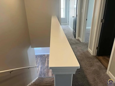 2902 N Kansas Ave, Topeka, KS 66617 - photo 7