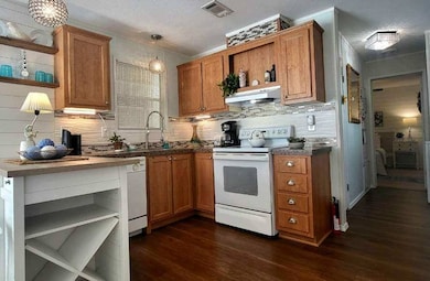 1415 Main St, Dunedin, FL 34698 - photo 4