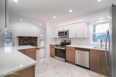 125 N Shore Rd, Upper Township, NJ 08223 - photo 7