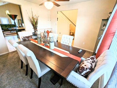 Formal dinning (can also be used as an office)