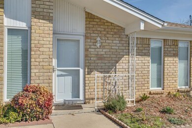 2058 Shady Brook Dr, Bedford, TX 76021 - photo 2