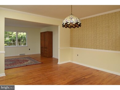 13 Springwood Dr, Princeton Junction, NJ 08550 - photo 5