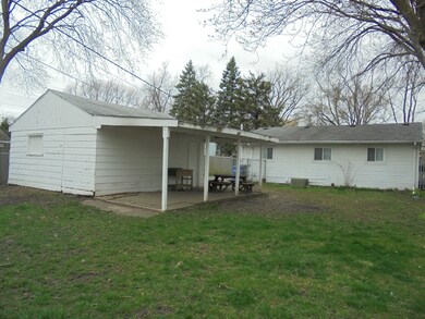 1345 E Forest Ave, Des Plaines, IL 60018 - photo 3