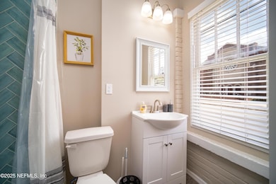 Guest Full Bath