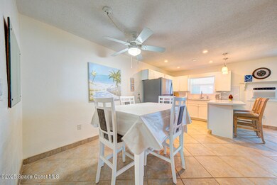 dining room & kitchen (9)