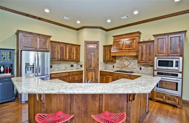 Bar adds plenty of extra seating around the kitchen, a great center for conversation & social gatherings, as we all end up in the kitchen anyways.