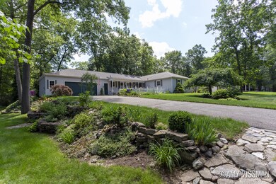 3126 Colchester Drive SE_3