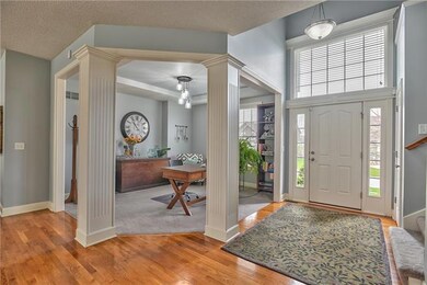 5406 Theden St, Shawnee, KS 66218 - photo 3