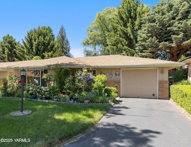 7610 Summitview Ave #6