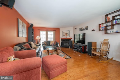 108 Valley Stream Cir unit 108A, Chesterbrook, PA 19087 - photo 3