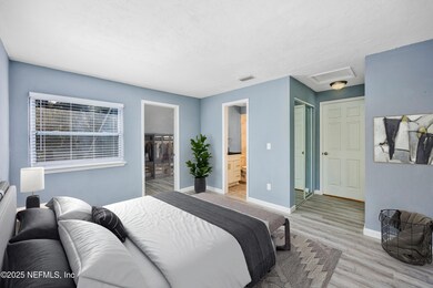 Master Bedroom VS