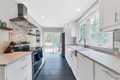 80 Farwell St, Natick, MA 01760 - photo 3