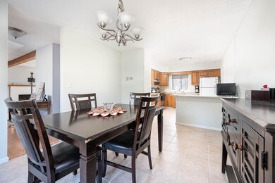 113 Pinecrest Rd, Litchfield, NH 03052 - photo 5