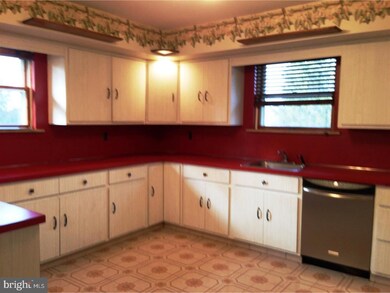 3410 Prospect Ave, Vineland, NJ 08360 - photo 7