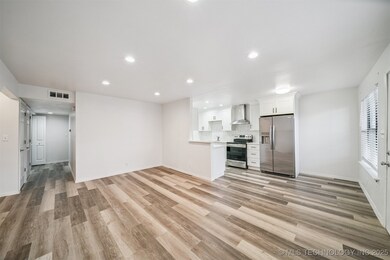 7721 S Yale Ave unit 311, Tulsa, OK 74136 - photo 5