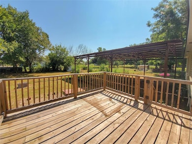 1011 N Rangeline St, Tecumseh, OK 74873 - photo 5