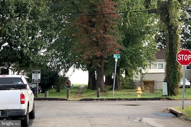 256 Asbury Rd, Pasadena, MD 21122 - photo 5