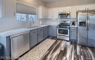 700 Eagle Dr unit 1, Fenton, MI 48430 - photo 4