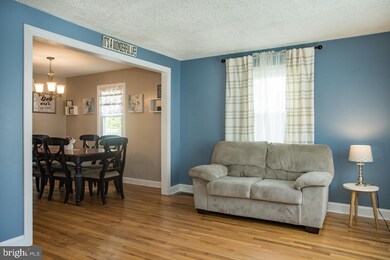 9 Alvil Rd, Wilmington, DE 19805 - photo 4