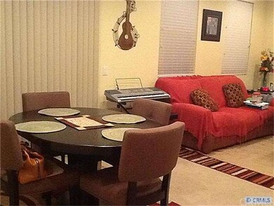 combo dinning and living room
