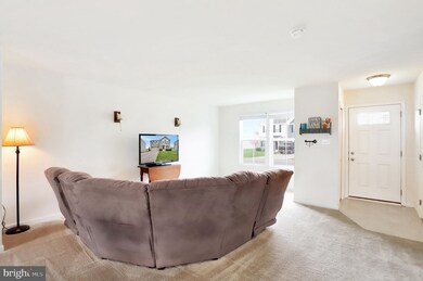 135 Singleton Way, Martinsburg, WV 25403 - photo 4