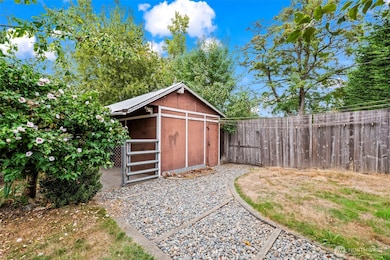 8518 Golden Given Rd E, Tacoma, WA 98445 - photo 6