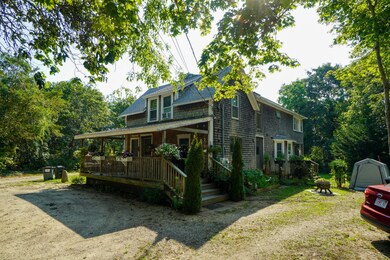 184 Circuit Ave, Oak Bluffs, MA 02568 - photo 2