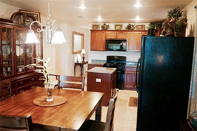 8918 Spurflower Path Ln, Houston, TX 77075 - photo 6