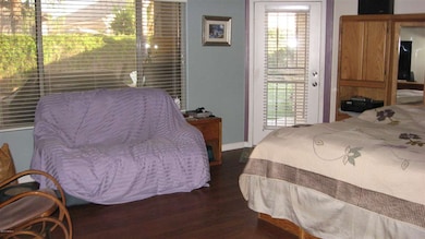 masterbedroom 1367 E Dublin