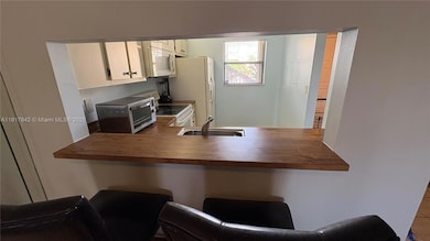 7118 Golf Colony Ct unit 1030, Lake Worth, FL 33467 - photo 3