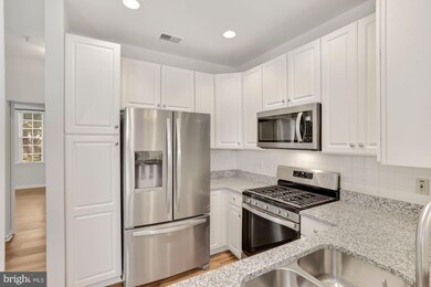 7021 Haycock Rd unit 801, Falls Church, VA 22043 - photo 2