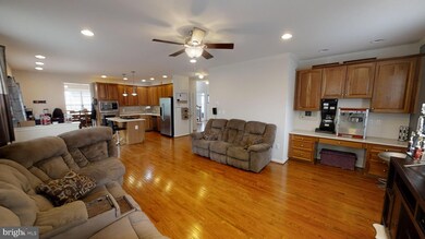 8657 Queensway Ct, White Plains, MD 20695 - photo 6