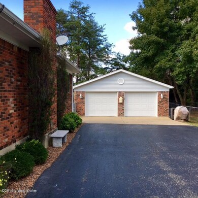 384 Ford Dr, Mount Washington, KY 40047 - photo 3